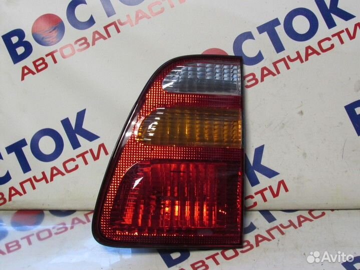 Вставка багажника Право toyota land cruiser UZJ100