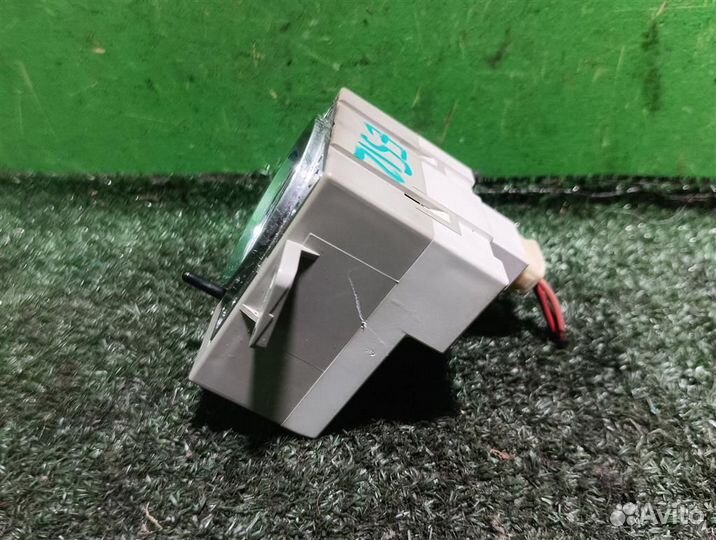 Часы Chrysler PT Cruiser 2007