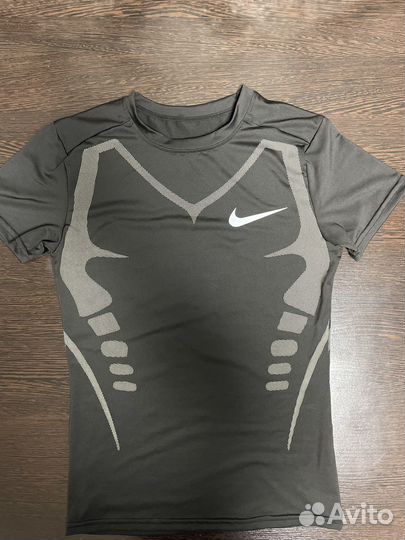 Рашгард nike