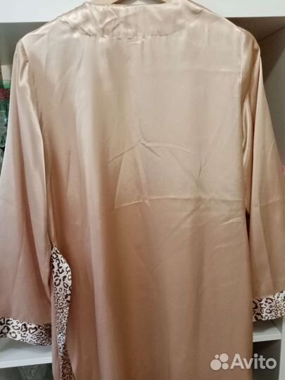 Халат женский длинный шелковый