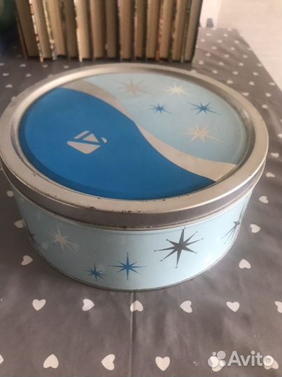 Банка металлическая Икеа из под печенья)