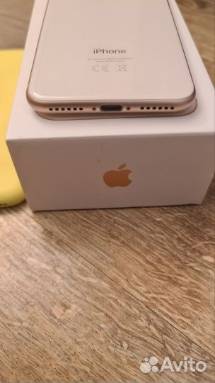 iPhone 8, 256 ГБ