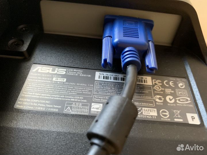 ЖК монитор Asus VB172D, диагональ 17 дюймов обмен