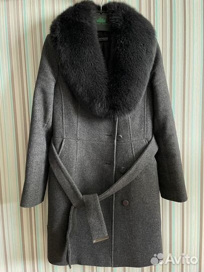 Пальто женское зимнее