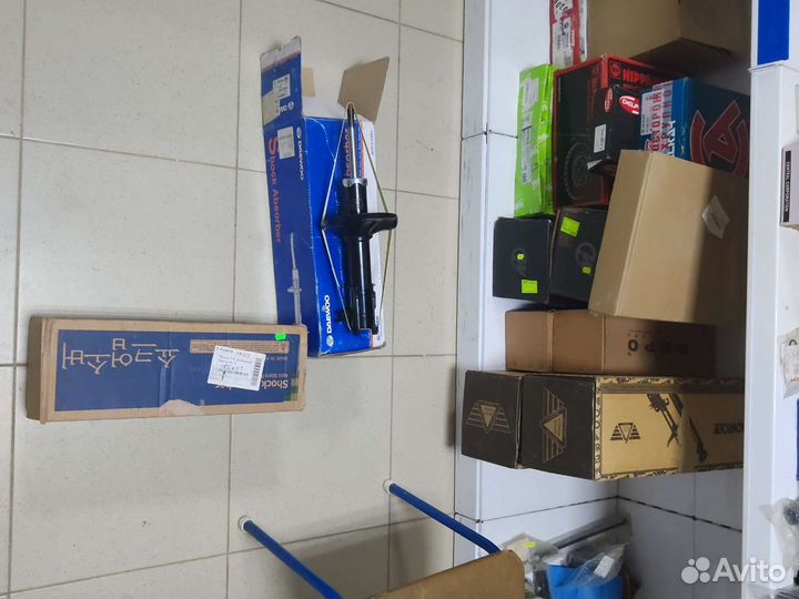 Стойка для hyundai accent