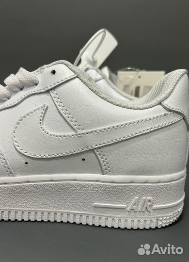 Кроссовки Nike AIR force 1 Белые