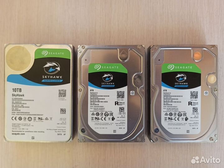 Жесткие диски 10TB+8TB+8TB