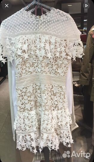 Платье в стиле sandro