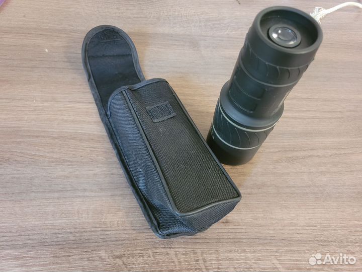 Монокуляр (монокль) Bushnell 16*52 мм (66м/8000м)