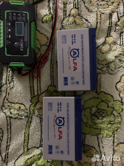 Аккумулятор 12в 7ач и зарядное устройство