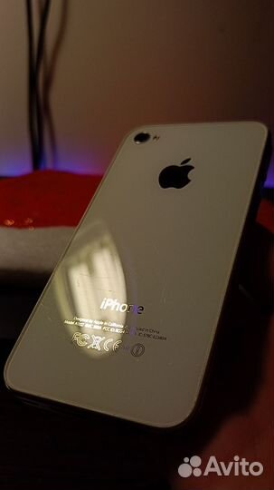 iPhone 4, 16 ГБ