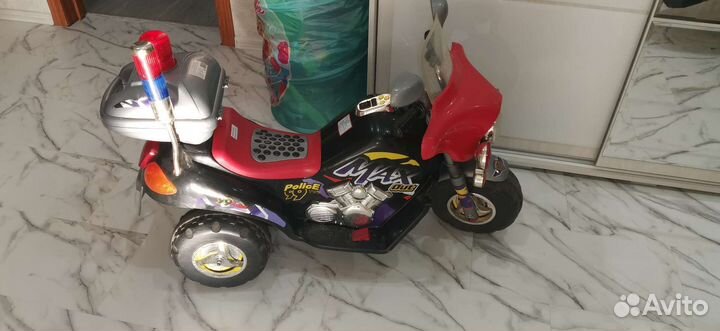 Детский электромобиль