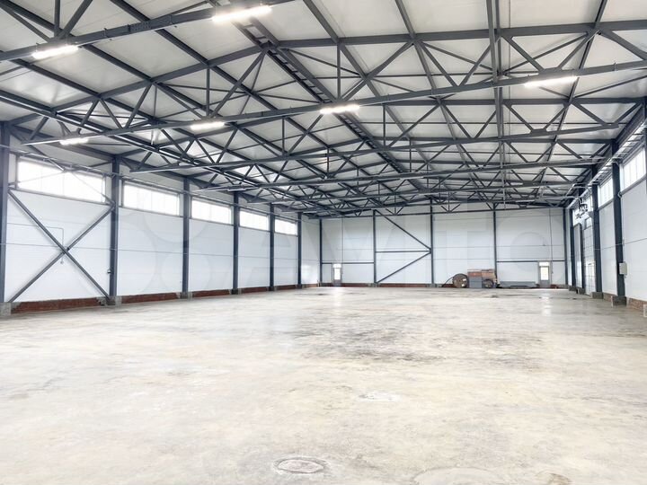Производство, склад 1468 м² с участком