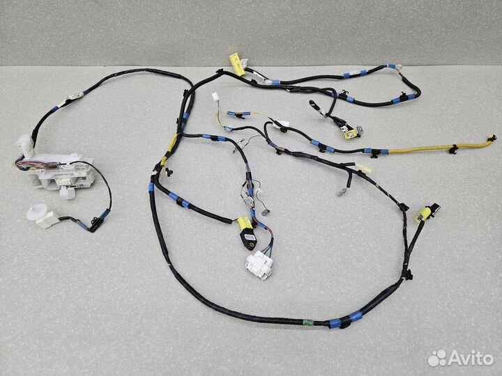 Проводка (коса), Toyota Corolla E15 2006-2013 8216212870