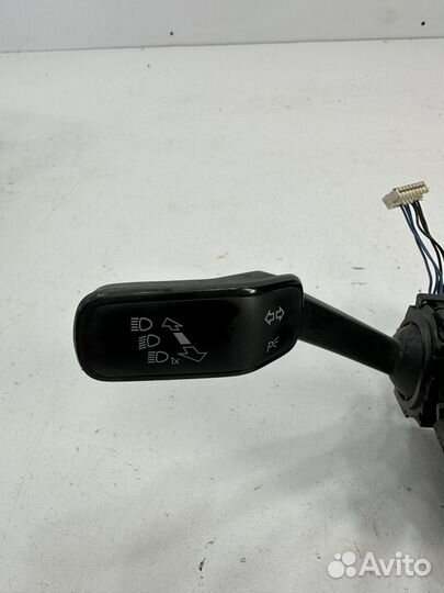 Skoda Octavia A7 подрулевой переключатель 2019 год