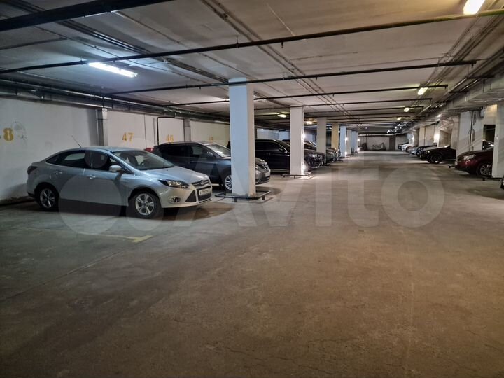 Машиноместо, 17 м²