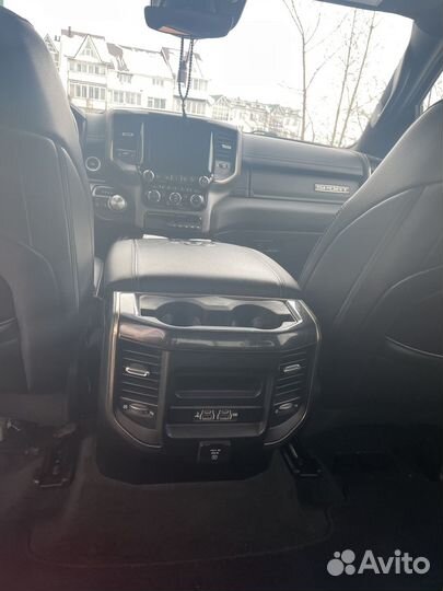 Dodge Ram 5.7 AT, 2019, 105 000 км