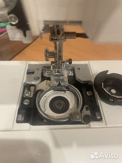 Швейная машина Janome 7518а