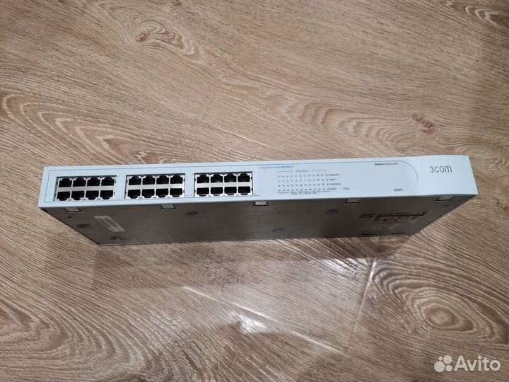 Свитч, коммутатор 3COM Baseline Switch 2024