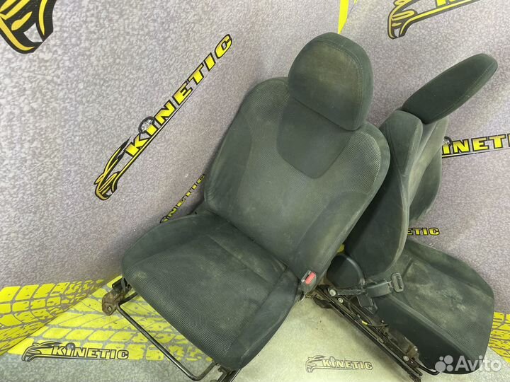 Сиденье переднее (пара) Субару Импреза GE GH