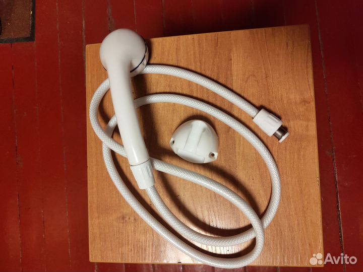 Водонагреватель проточный электрический Zanussi