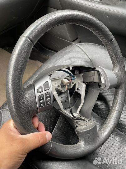Продам руль (рулевое колесо)на suzuki SX 4,2011