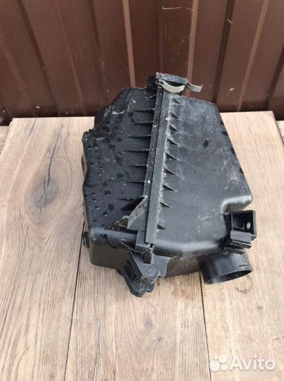 Корпус воздушного фильтра Geely Emgrand Ec7 1.5