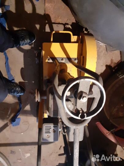 Резчик по бетону