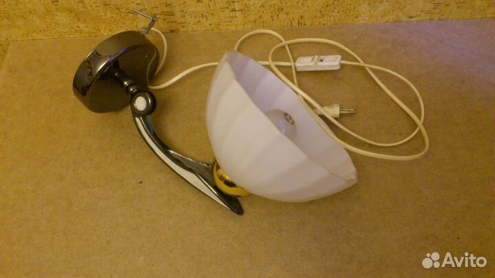 Настенный светильник бра