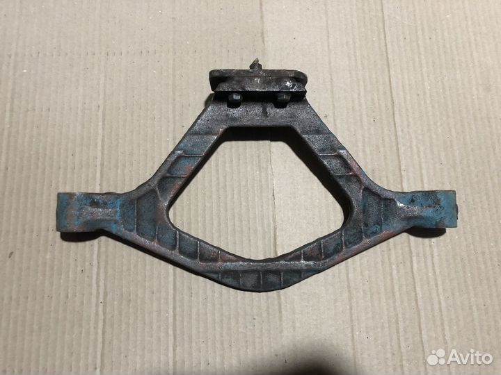 Опора двигателя передняя мтз Д-240, Д-243, Д-245