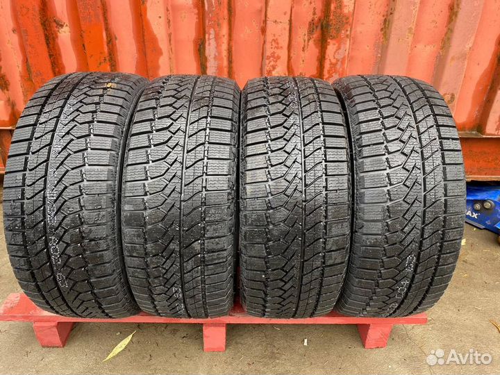 Goodride SW628 225/40 R18