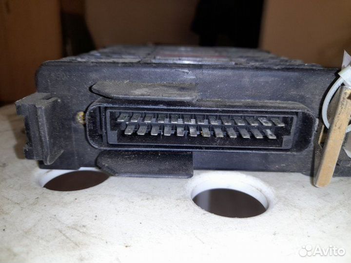 Эбу двигателя Audi 80 B3 1986-1991