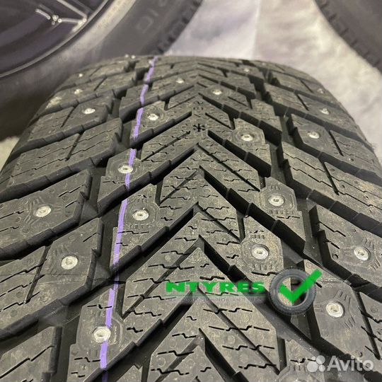 Nokian Tyres Hakkapeliitta 10p SUV 265/40 R21 105T