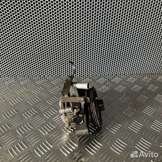 Насос гур Hyundai Tucson 1