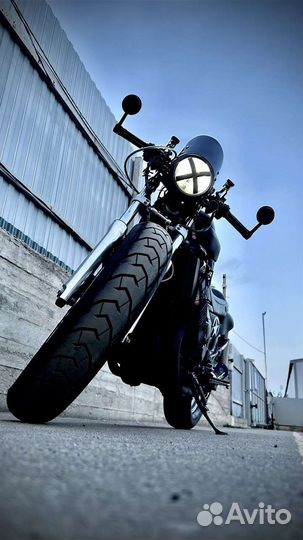 Yamaha FZX750