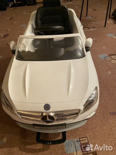 Продам детскую машину Mercedes