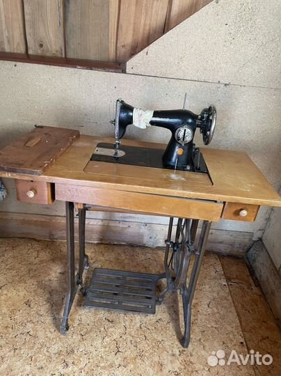 Швейная машина Подольск