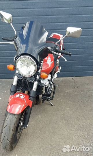 Honda CB400 SF vtec-3