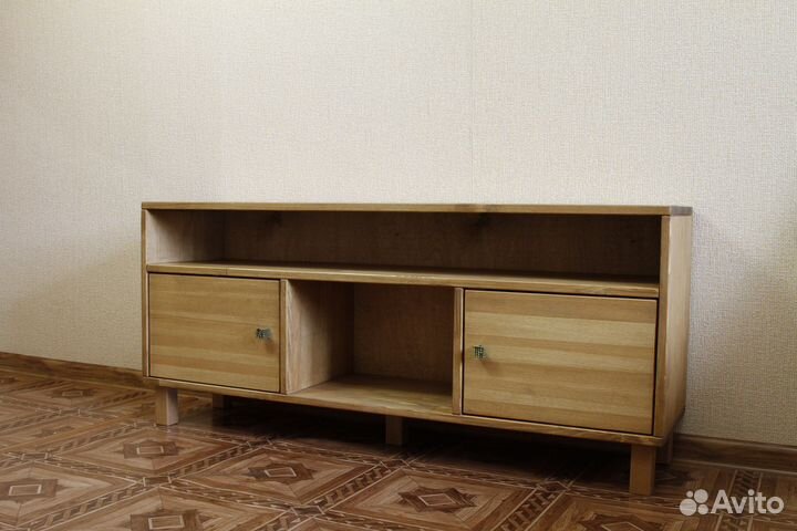 Тумба под телевизор