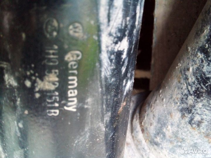 Стойки амортизатора golf 3