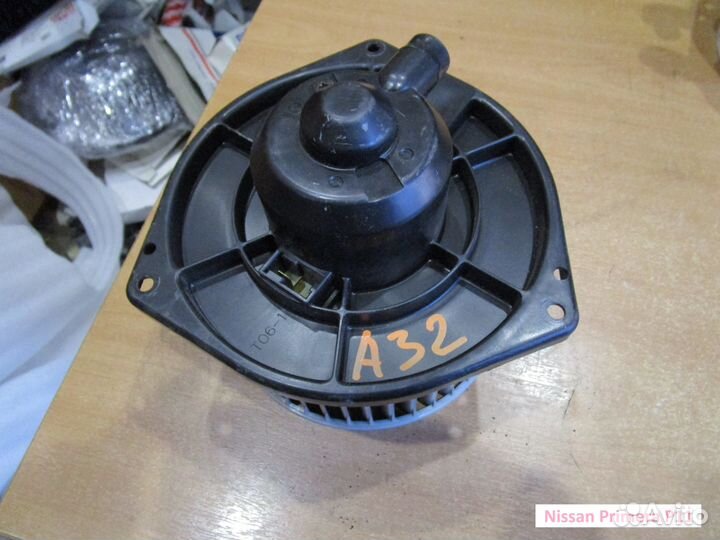 Мотор печки на Nissan Primera (Ниссан Примера) P11