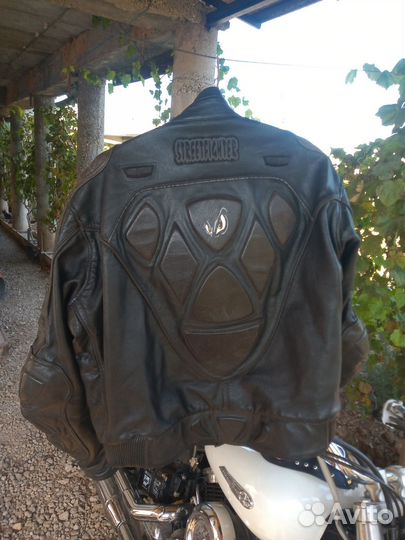 Мотокуртка