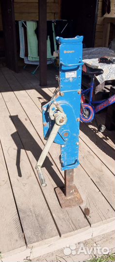 Домкрат реечный