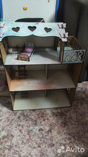 Домик кукольный