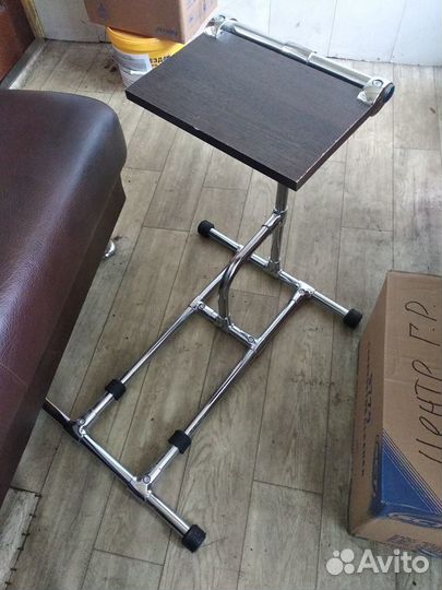 Подставка для ноутбука или игрового руля