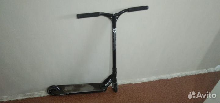 Самокат трюковой district c152