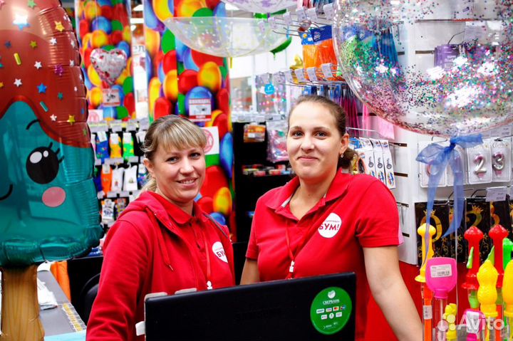 Продавец-консультант в ТЦ Райкин Плаза