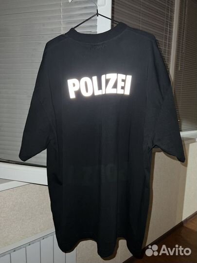 Vetements polizei