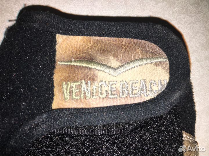 Перчатки спортивные