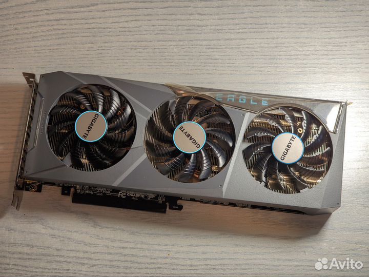 Видеокарта gigabyte Radeon RX 6700 XT eagle 12GB